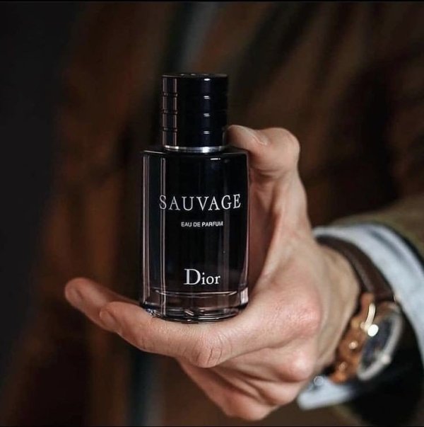 Dior Sauvage Eau De Toilette Perfume - 100ml  𝒦