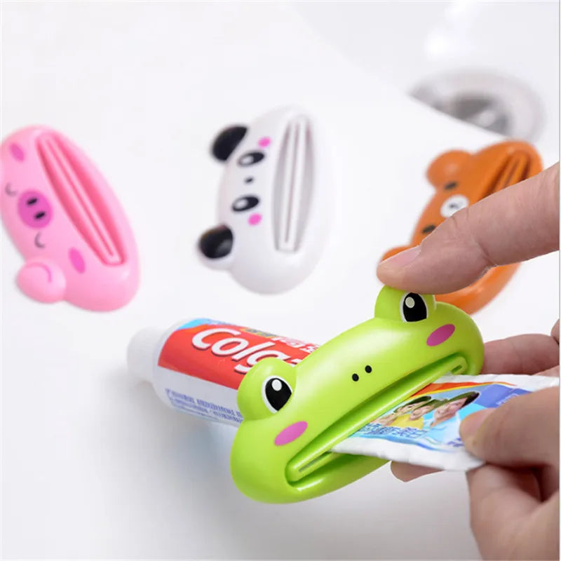 Multi-function Tool Cartoon Toothpaste Squeezer 𝒦